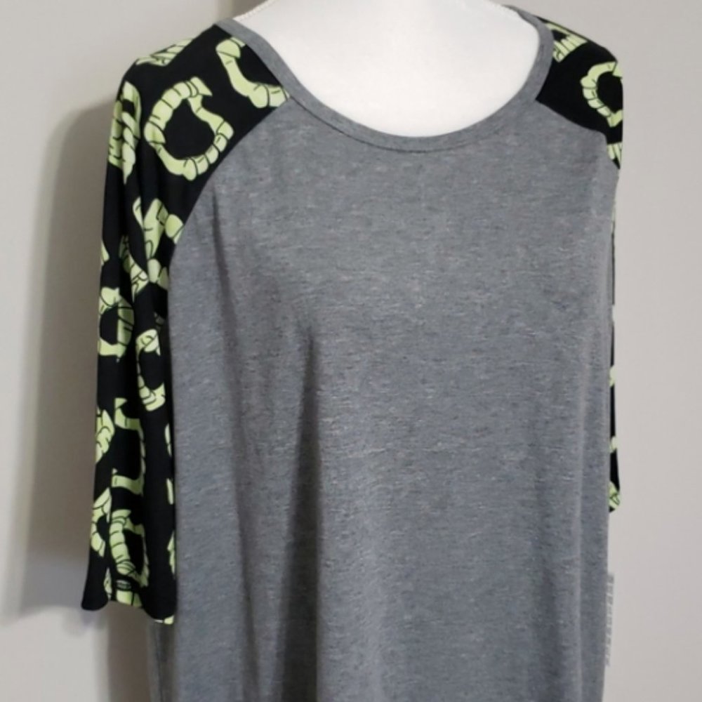 NEW VAMP XS Lularoe Baseball IRMA Vampire Teeth Fangs too cool!